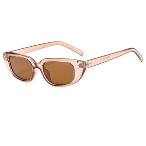Retro Eckige Sonnenbrille in Transparentem Bernstein-Azetat mit braunen Gläsern und Nieten