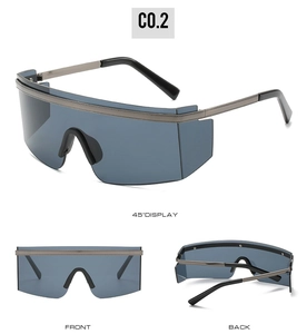 Trois vues de lunettes de soleil masque futuristes avec verres gris fumé dégradés