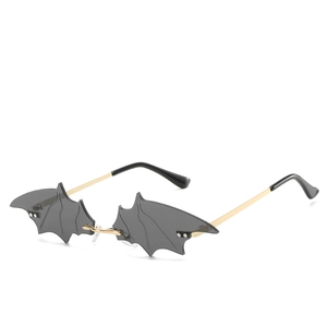 Bat Wing Sunglasses Metal Frame Rimless Eyewear Gothic Punk Halloween Party Decoration Cosplay Novelty Fashion Shades