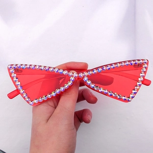 Lunettes de soleil œil de chat rouges avec strass pour femmes, lunettes de mode