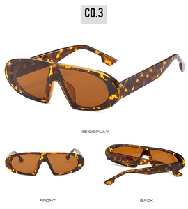 Vue sous trois angles de lunettes de soleil en écaille montrant le devant, l'arrière et le côté