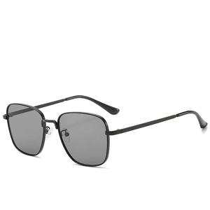 Retro Square Sunglasses Metal Frame UV400 Protection Vintage Small Frame Sun Glasses For Men Women Fashion