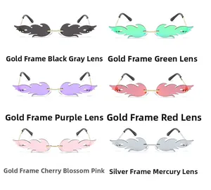 Vue détaillée de lunettes de soleil sans monture en forme de flamme en plusieurs couleurs