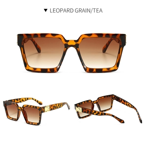 Detailansichten der quadratischen Sonnenbrille mit Leopardenmuster und Teeglas-Verlauf