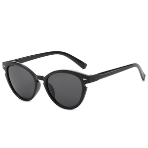 Cat Eye Sonnenbrille UV400 Schutz Retro PC Rahmen Mode Brillen Für Frauen Party Streetwear Reise