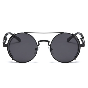 Steampunk double bridge sunglasses with black metal frame and round grey lenses