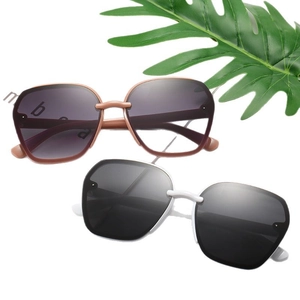 Chic oversized square sunglasses in pink and white frames with gradient lenses for women