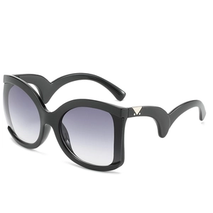 Oversized Square Sunglasses For Women PC Frame UV400 Protection Wave Temples Gradient Lenses Fashion Streetwear