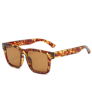 Classic tortoise shell retro square sunglasses with dark brown lenses for unisex style