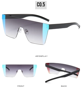 Vue en trois angles de lunettes de soleil masque avec verres dégradés et accents bleus
