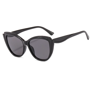 Retro Cat Eye Sunglasses For Women UV400 Protection PC Frame AC Lens Oversized Irregular Trendy Fashion Eyewear