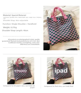 Sac fourre-tout en maille à damier rose et vert 39x38cm affichant le poids de 0,31kg