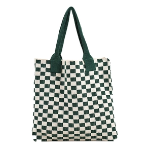Grand sac fourre-tout en tricot à damier vert et blanc avec de larges anses élégantes