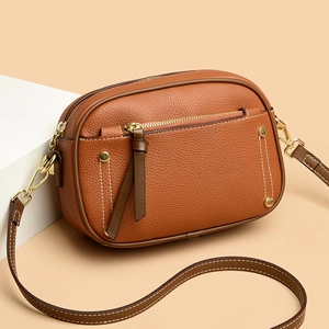 Women Crossbody Camera Bag Contrast Color Lychee Grain PU Leather Gold Rivets Tassel Zipper Casual Shoulder Purse
