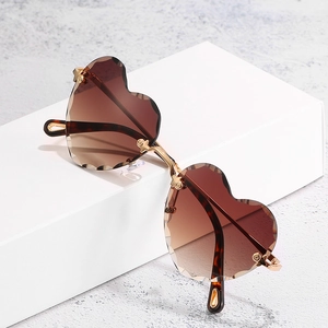 Fashion rimless heart sunglasses with brown gradient lenses and gold metal accents