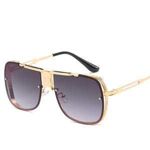 Lunettes de soleil carrées oversize tendance avec monture en métal doré et verres dégradés