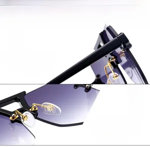 Detailed view of fashion sunglasses featuring purple gradient lenses and comfortable nose pads