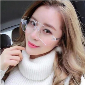 Fashionable oversized rimless transparent glasses with integrated nose pads for women