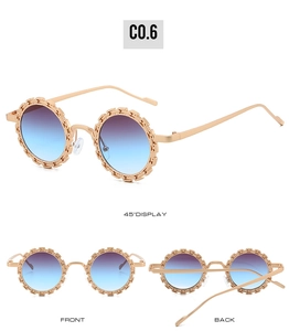 Vues détaillées multi-angles de lunettes de soleil rondes dorées à maillons et verres dégradés