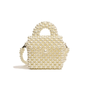 Mini sac à bandoulière fait main en perles blanc cassé avec lanière élégante