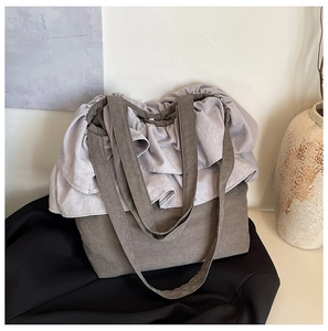 Sac seau minimaliste en toile bicolore avec bords à volants et grande capacité