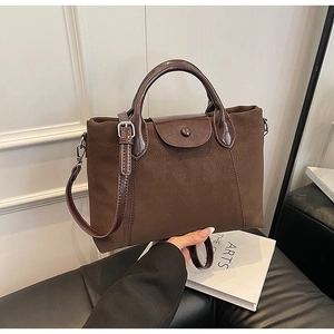 Contrast minimalist large capacity brown tote bag with matte finish and leather trim