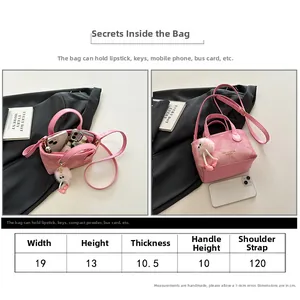 Detailed size chart for pink quilted bucket bag with dimensions 19x13x10.5 cm and strap