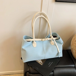 Sac fourre-tout en denim tendance avec poignées en cuir crème contrastées