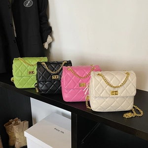 Sac À Bandoulière Matelassé Chaîne Cuir PU Rabat Serrure Sac À Épaule Mode Élégante Vintage Pour Femmes