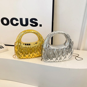 Metallic Pleated Evening Bag Acrylic Handbag Chain Strap Fashion Cloud Clutch Shoulder Bag For Women Wedding Party