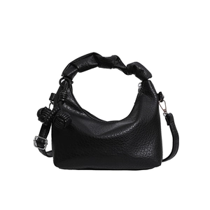 Elegante schwarze Hobo-Tasche aus Litchi-Leder mit Knotengriff und Schultergurt