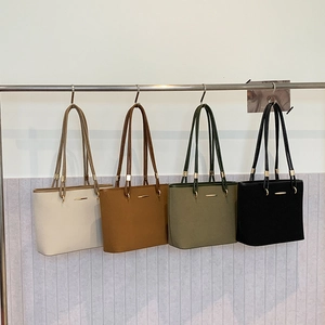 Women Tote Bag Suede PU Leather Large Capacity Minimalist Retro Shoulder Bag With Gold Metal Decor For Daily Travel