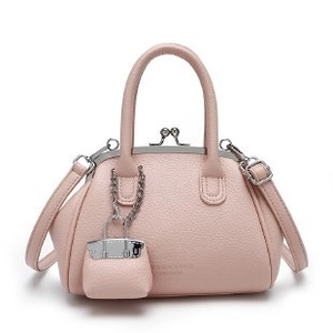 Borsa rosa a mano texture litchi con chiusura in metallo e tracolla rimovibile