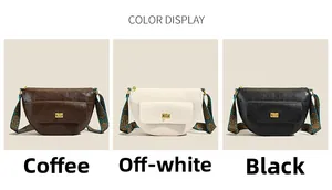 Trois couleurs de sacs à bandoulière avec larges sangles à fleurs en marron et noir