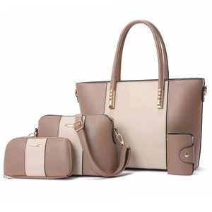 Ensemble de 4 sacs à main marron et beige avec grand cabas, bandoulière, portefeuille et porte-carte