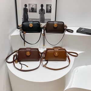 Retro PU Leather Crossbody Bag Women Vintage Doctor Style Shoulder Handbag With Gold Round Lock And Bell Charm