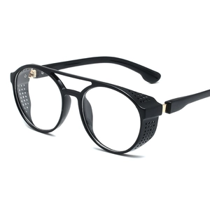 Retro steampunk round sunglasses with black double bridge frames and side shields