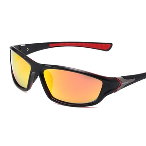 Lunettes de soleil de sport polarisées pour hommes avec monture noire et verres orange