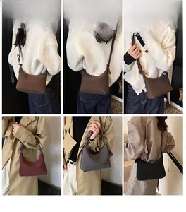 Collage di borse a tracolla vintage in vari colori indossate da modelle con outfit chic