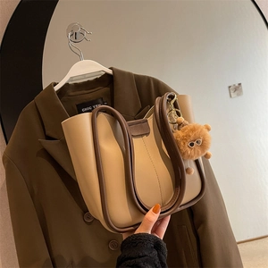 Retro cream and brown contrast stitching tote bag with cute plush bear charm
