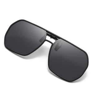 Clip solaire polarisé classique avec monture noire mate pour lunettes de vue et unisexe