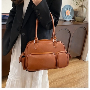 Vintage brown multi-pocket shoulder bag in high-quality faux leather for daily commuting