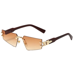 Lunettes de soleil polygonales sans monture avec monture dorée et branches en bois