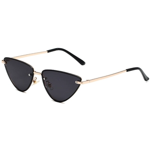 Lunettes de soleil cat-eye rétro en métal doré avec verres foncés en angle de 45 degrés