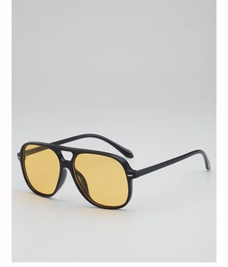 Détails de lunettes aviateur vintage avec monture noire et verres jaune mer