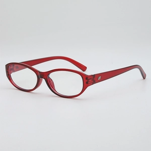Monture de lunettes ovale rétro rouge translucide avec des accents en métal argenté