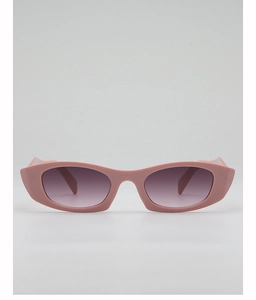 Vue frontale de lunettes de soleil œil-de-chat roses avec verres dégradés violets