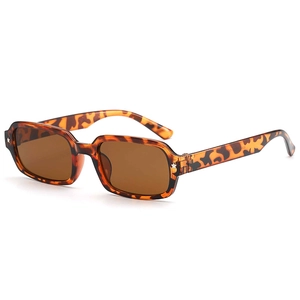 Retro tortoiseshell rectangular sunglasses with brown lenses and star metal detail