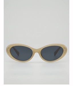 Gros plan détaillé des lunettes œil de chat beige avec verres gris et accents métalliques