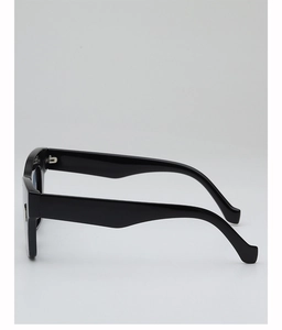 Detail view of wide glossy black temples and sleek frame design on square sunglasses